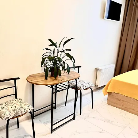 Апартаменти Osapart In A Complex Semycvit 6