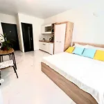 Osapart In A Complex Semycvit 6 Apartment *